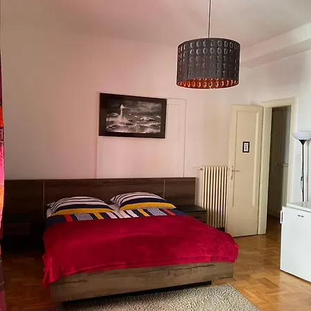 Apartment & Next Danube Promenade *