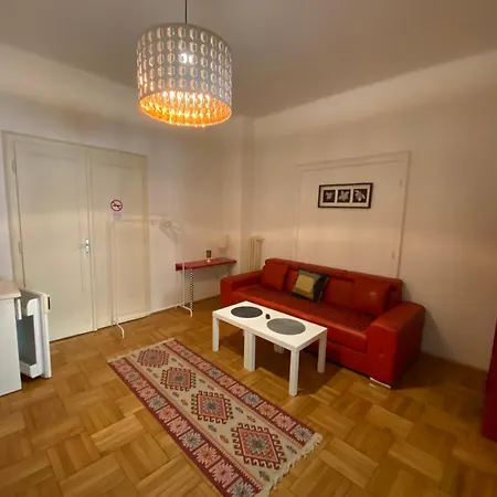 & Next Danube Promenade Apartment Budapest