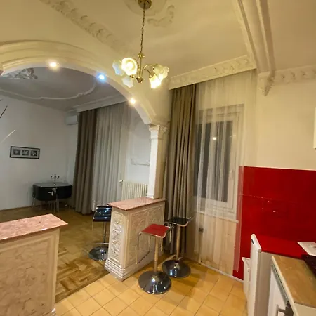 Apartment & Next Danube Promenade